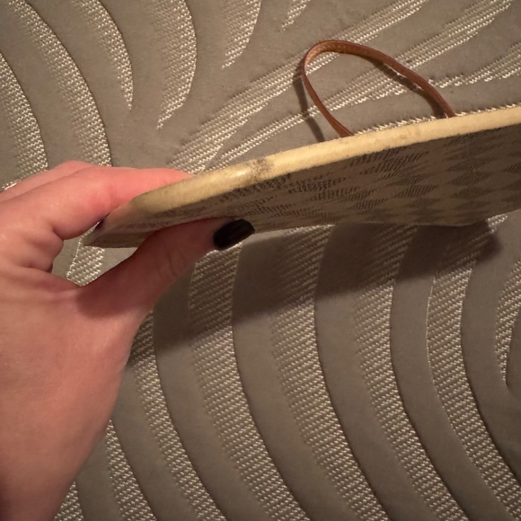 Louis Vuitton Key Pouch - Picture 7 of 7